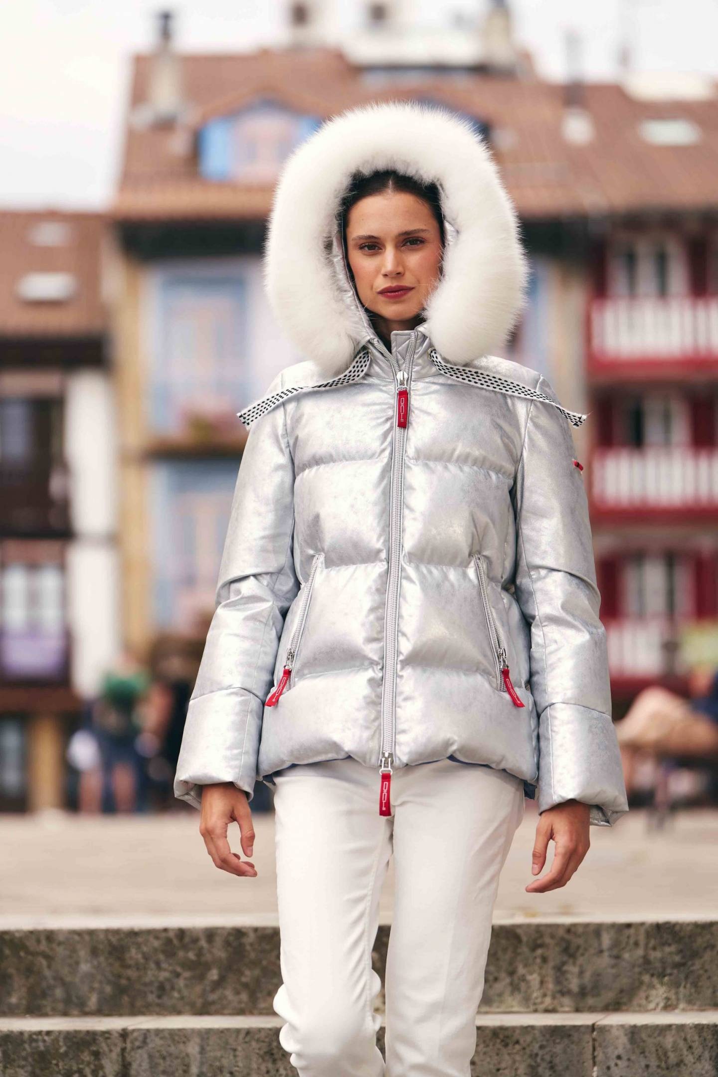 abrigo-de-plumas-mujer-519hki-1.jpg Parka Plumas Roberto Verino Mujer Abrigo Plumas Plumifero Corto Blanco Mujer Roberto Verino Abrigo - Imagen 1