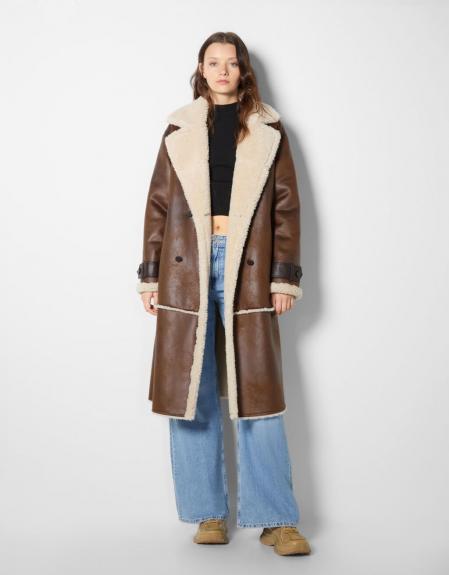 abrigo-doble-faz-587xtj-1.jpg Abrigo Doble Faz Bershka Largo Ropa Cazadora Biker Doble Faz Bershka La Chaqueta Favorita De Las Prescriptoras De Estilo Que Ficharás - Imagen 1