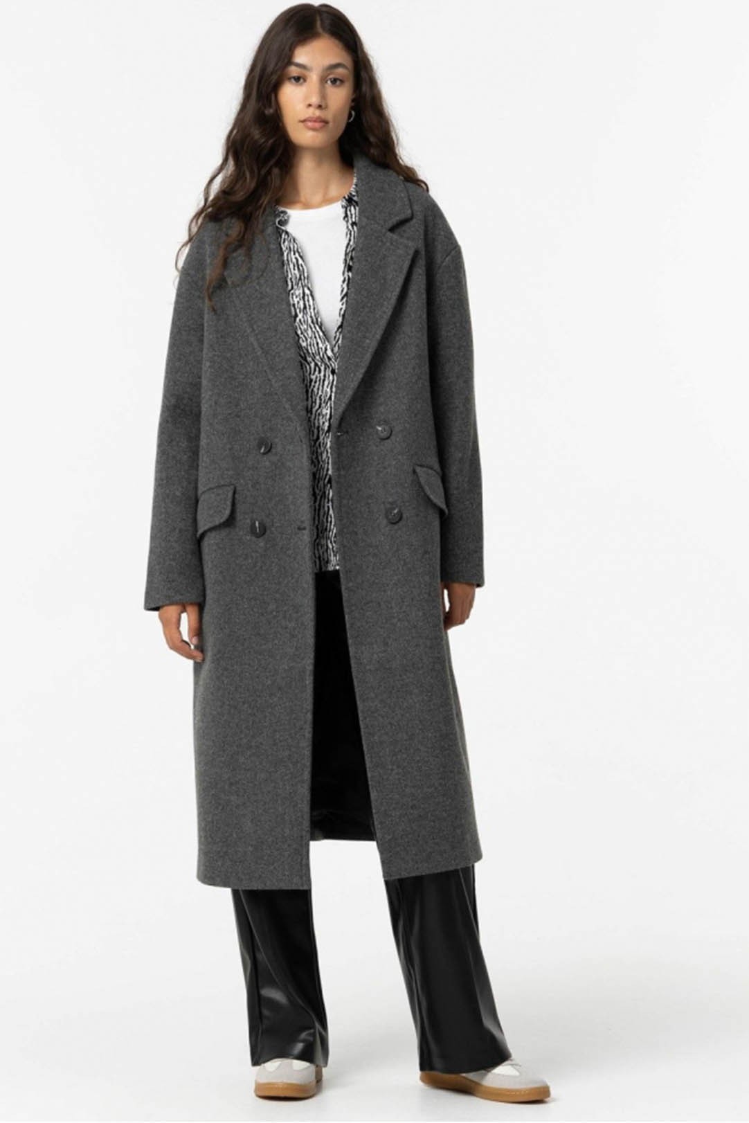 abrigo-gris-383ogz-1.jpg ABRIGO OVERSIZE MUJER OVERALLE GRIS Talla XL Color GRIS CLARO - Imagen 1