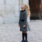 Abrigo niña gris estilo ingles | Aiana Larocca Moda Infantil