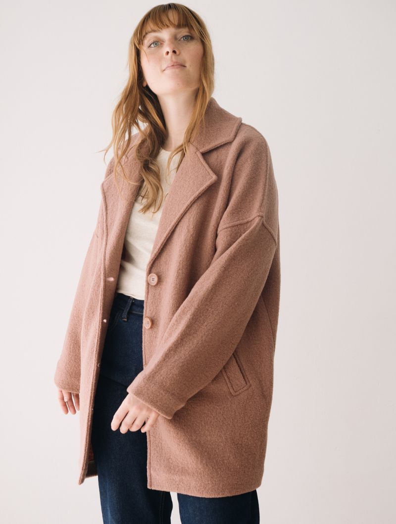 abrigo-oversize-mujer-134val-1.jpg Abrigo oversize rosa de lana merino - Imagen 1