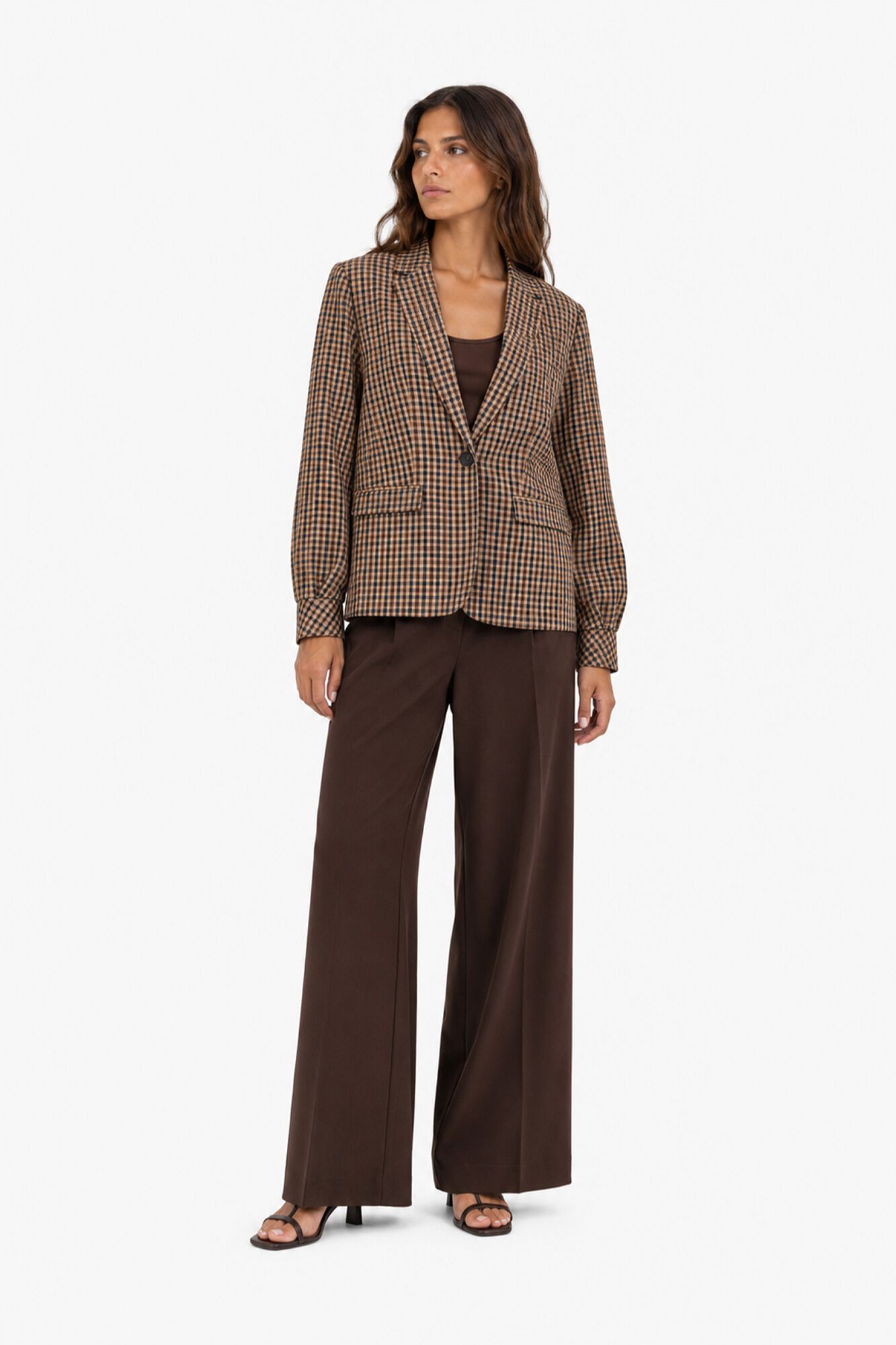 blazer-cuadros-mujer-897igl-1.jpg Blazer de cuadros vichy | Blazers de Mujer | Cortefiel - Imagen 1