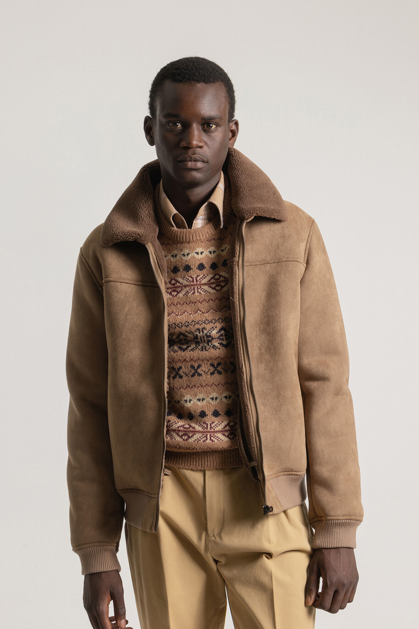 chaqueta-aviador-hombre-382egz-1.jpg Cazadora aviador | Chaquetas de Hombre | Cortefiel - Imagen 1