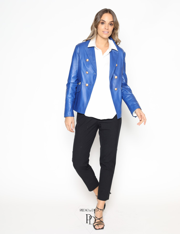 chaqueta-de-piel-mujer-917otr-1.jpg Chaqueta Piel Mujer Yuko – Azurena – Peletería Piedad de Diego - Imagen 1