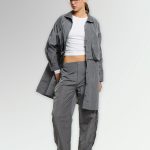 CHAQUETA DEPORTIVA URBANA GRIS MUJER XS