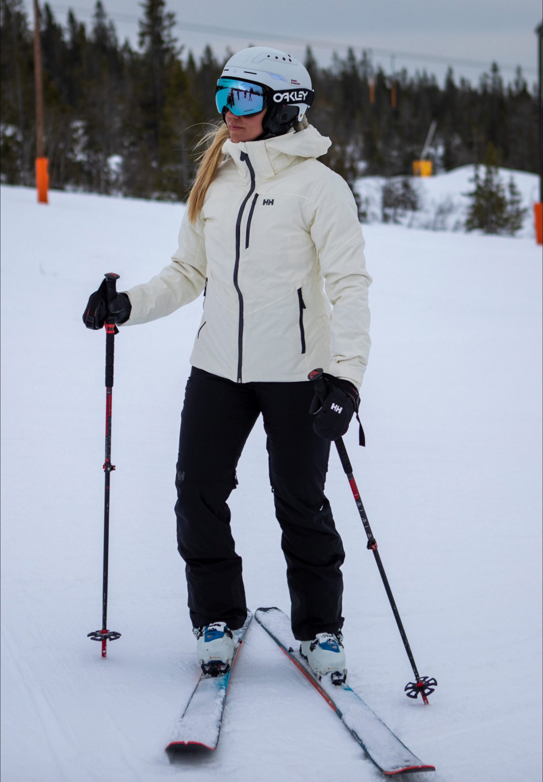 chaqueta-nieve-875qvt-1.jpg Helly Hansen HELLY HANSEN WOMENS ALPHELIA SKI JACKET Chaqueta de snowboard snow/blanco Zalando.es - Imagen 1