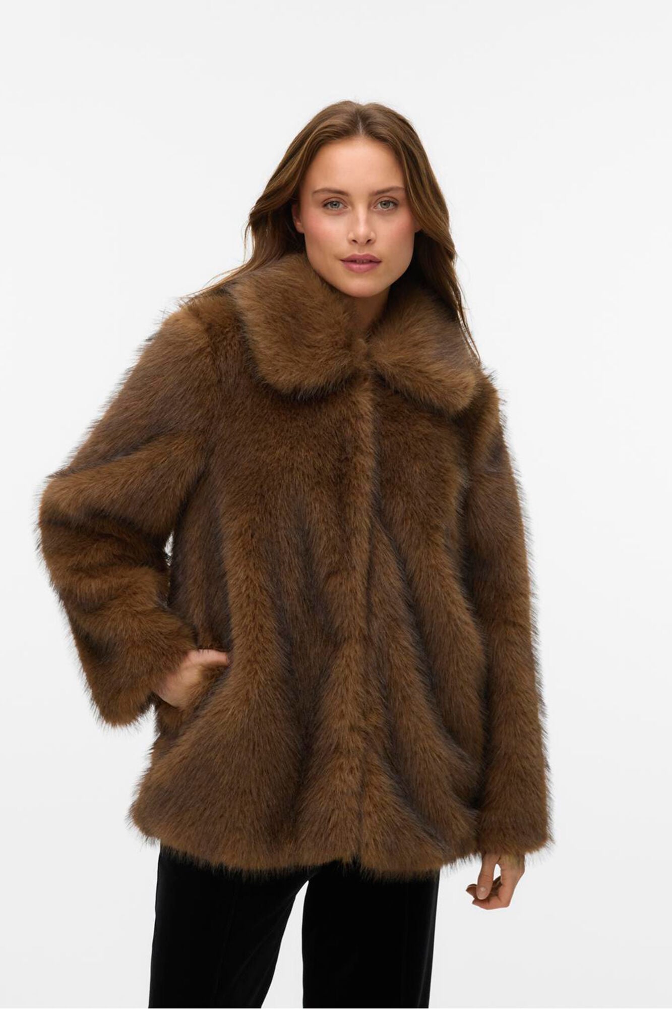 chaqueta-pelo-107rbd-1.jpg Abrigo de pelo | Ofertas en abrigos y parkas de mujer | Fifty Outlet - Imagen 1