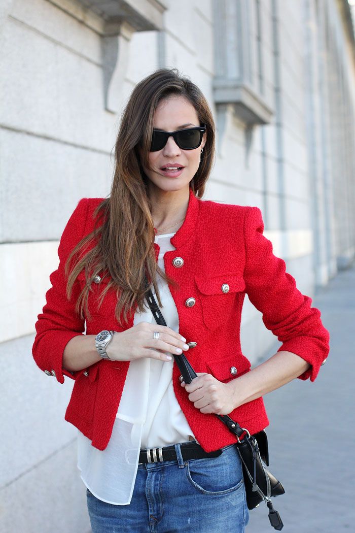 chaqueta-roja-mujer-300xyn-1.jpg Atuendo casual de negocios | Ropa roja, Blazer rojo, Outfits chaqueta roja - Imagen 1