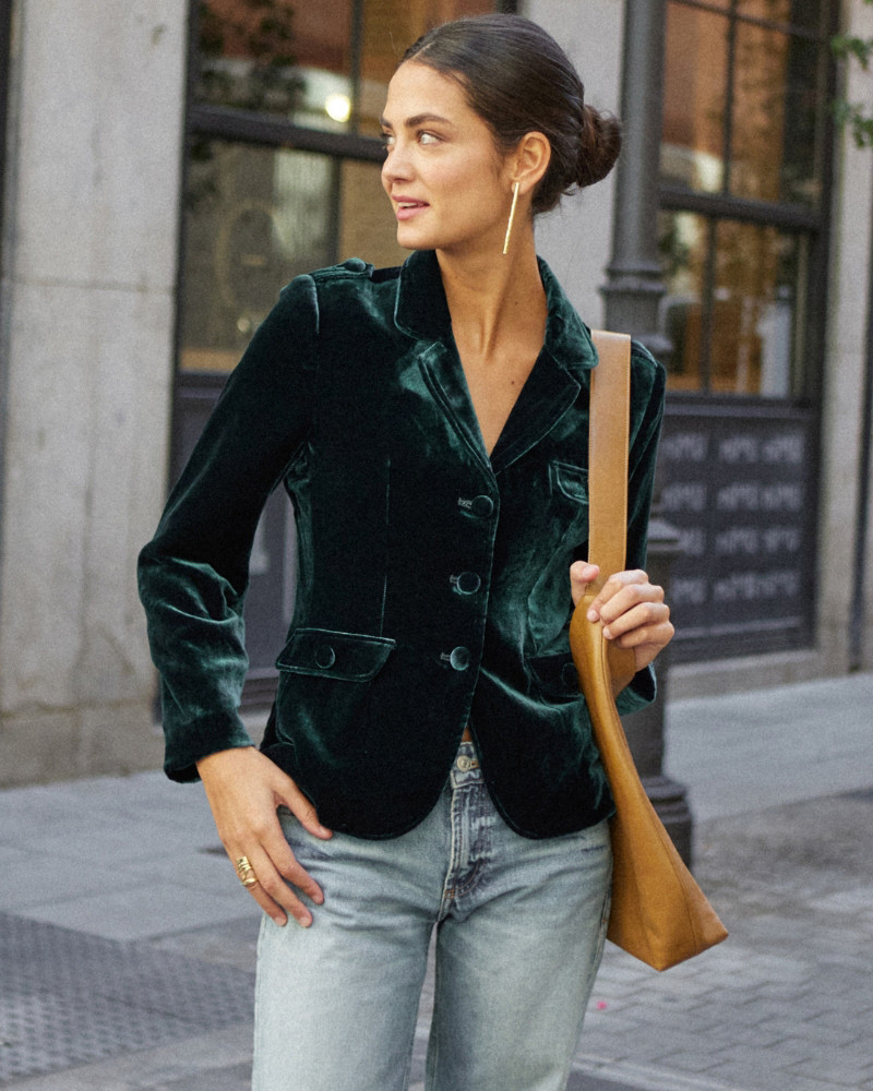 chaqueta-terciopelo-mujer-601cpi-1.jpg CHAQUETA TERCIOPELO CARGO - Imagen 1