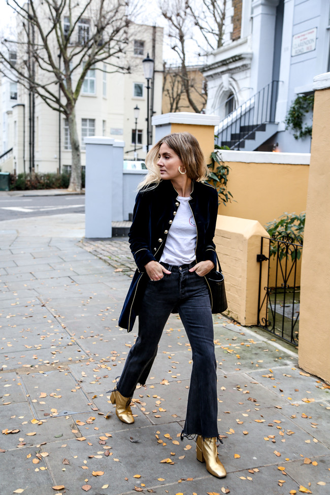 chaqueta-terciopelo-mujer-687ape-1.jpg Las chicas de moda nos muestran la importancia de tener a mano una chaqueta de terciopelo de mujer - Imagen 1