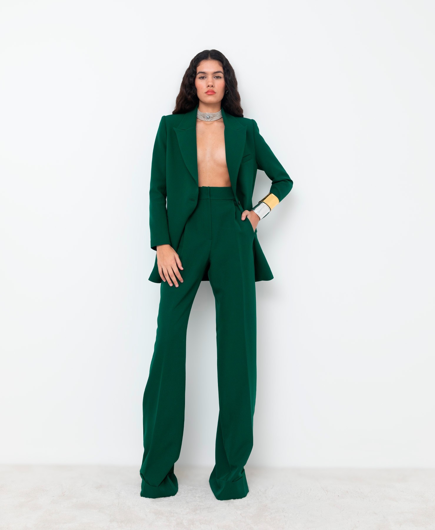 chaqueta-verde-mujer-368tzj-1.jpg Chaqueta Blazer de Mujer Tipo Sastre Avila - Imagen 1