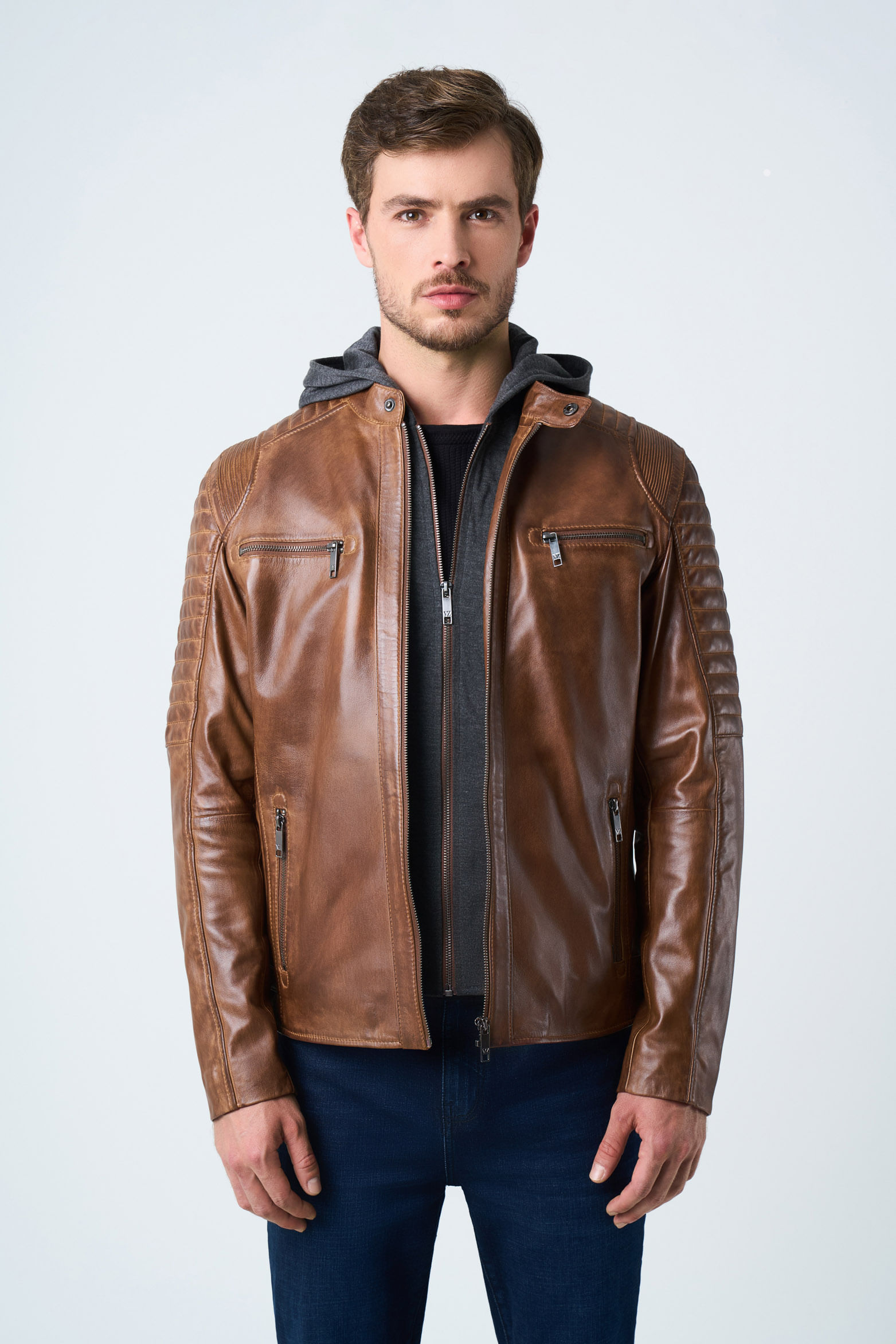 chaquetas-hombre-casual-012hdl-1.jpg Casual Prendas De Piel Hombre Chaquetas Hombre: Diseño, Estilo Y Tendencia En Tu Talla - Imagen 1