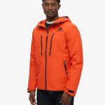 Hombre Chaqueta impermeable en naranja intenso | Superdry ES