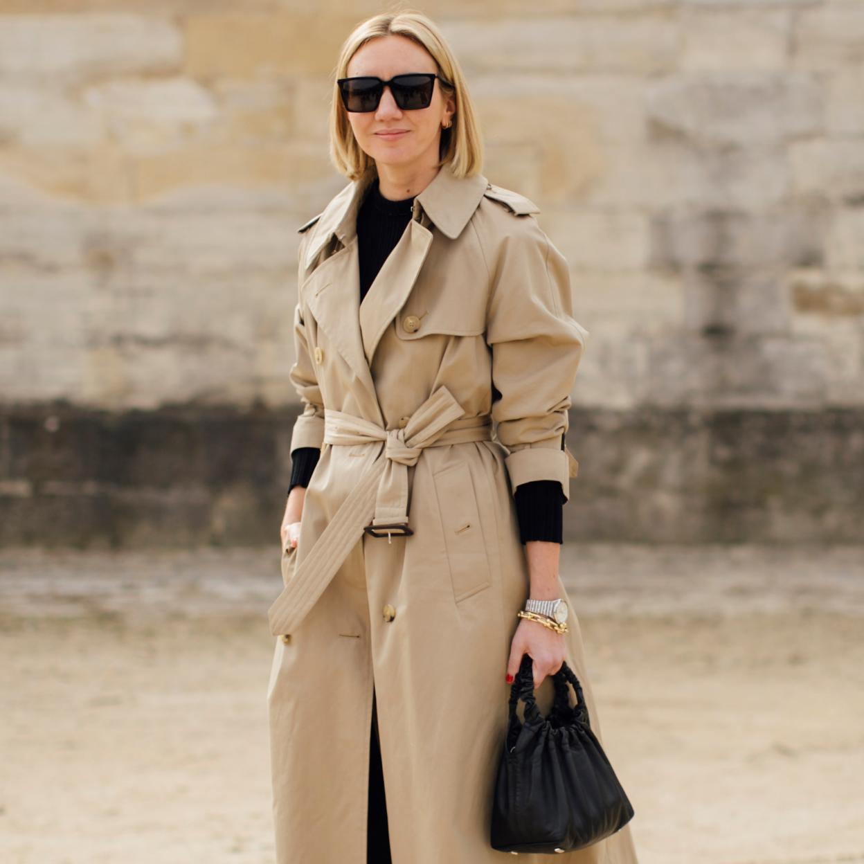 gabardina-mango-090gmv-1.jpg Esta es la gabardina más vendida Mango: arrasa por su estilo clásico y ponible y su precio low cost | Mujerhoy - Imagen 1