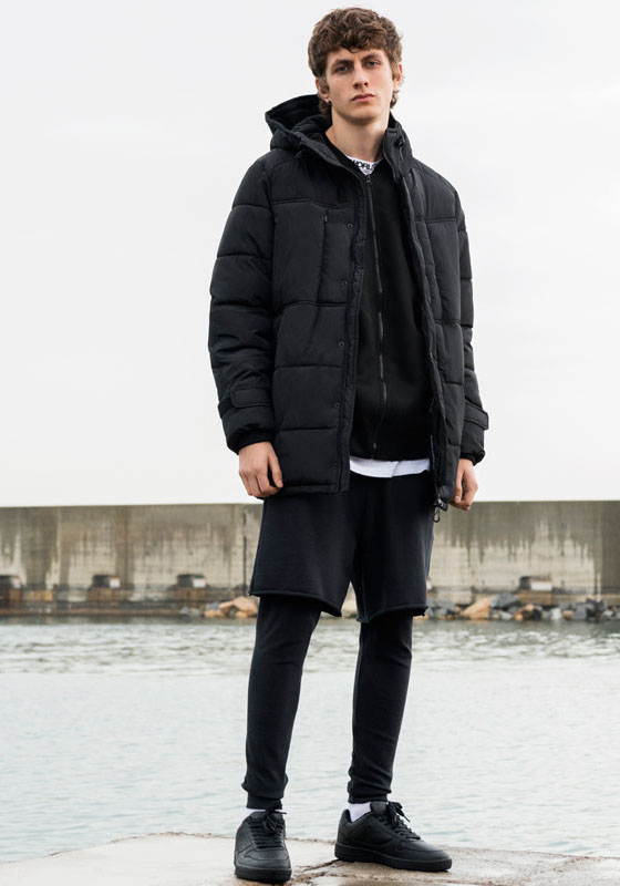 parka-hombre-invierno-467ujf-1.jpg Parka Acolchada Parka Hombre Rebajas Abrigo Acolchado Pull And Bear Americanas Hombre Rebajas En Abrigos Y - Imagen 1
